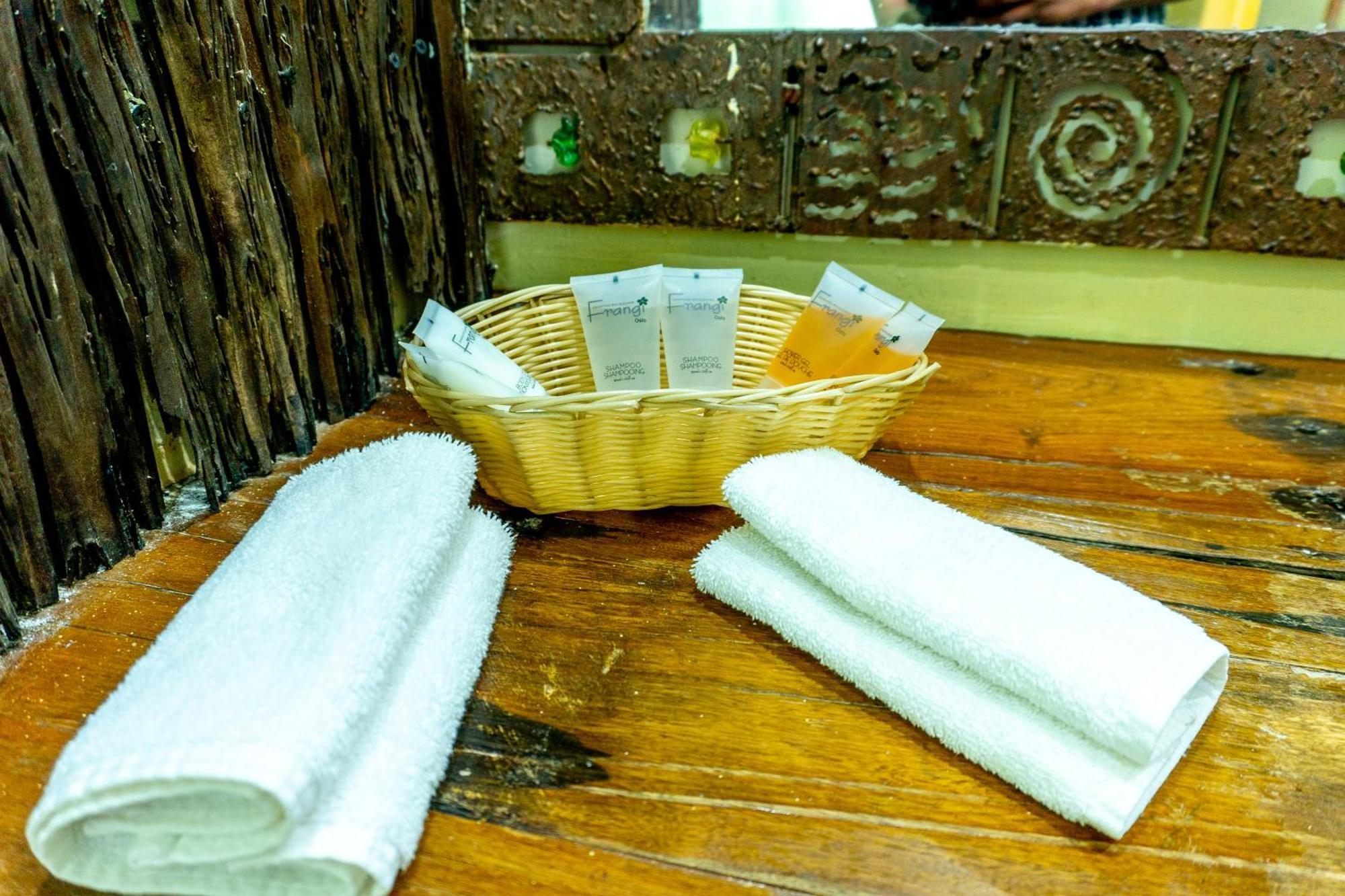 Weru Weru River Lodge Moshi Exterior foto